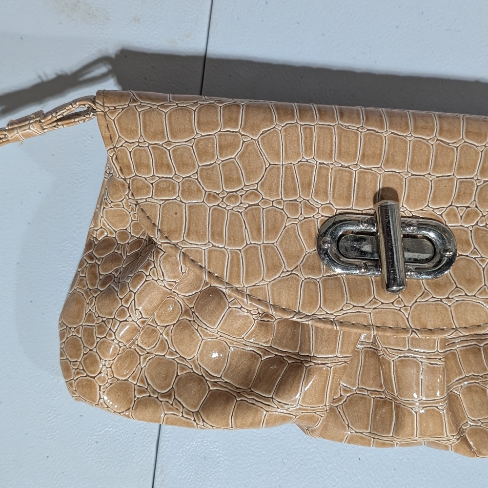 MSC® Mainstreet Collection Tan "Snakeskin" Wristlet Wallet , Excellent Condition